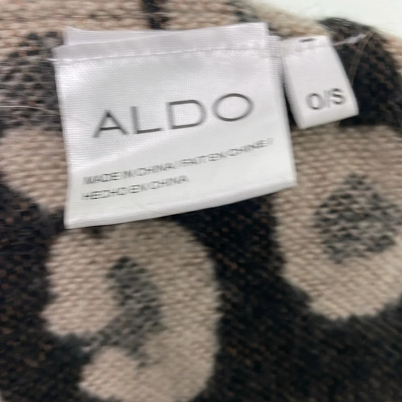 Aldo - Reversible Leopard Infinity Scarf - Picture 4 of 6